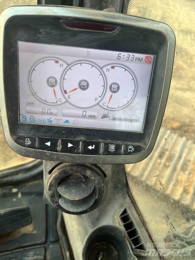 Doosan DX225LC-9C Escavadoras de rastos