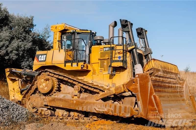 CAT D10T Dozers - Tratores rastos
