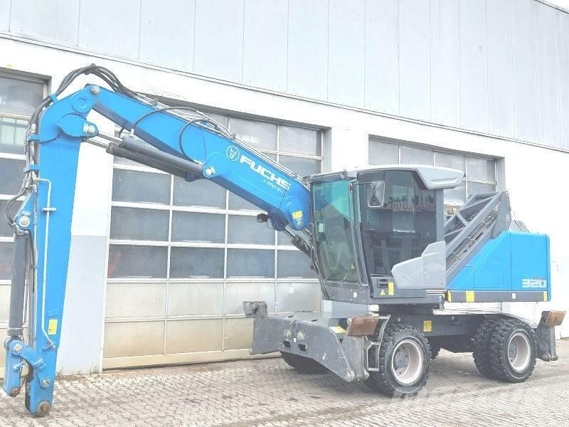 Fuchs MHL 320 F Manipuladores de resíduos / indústria