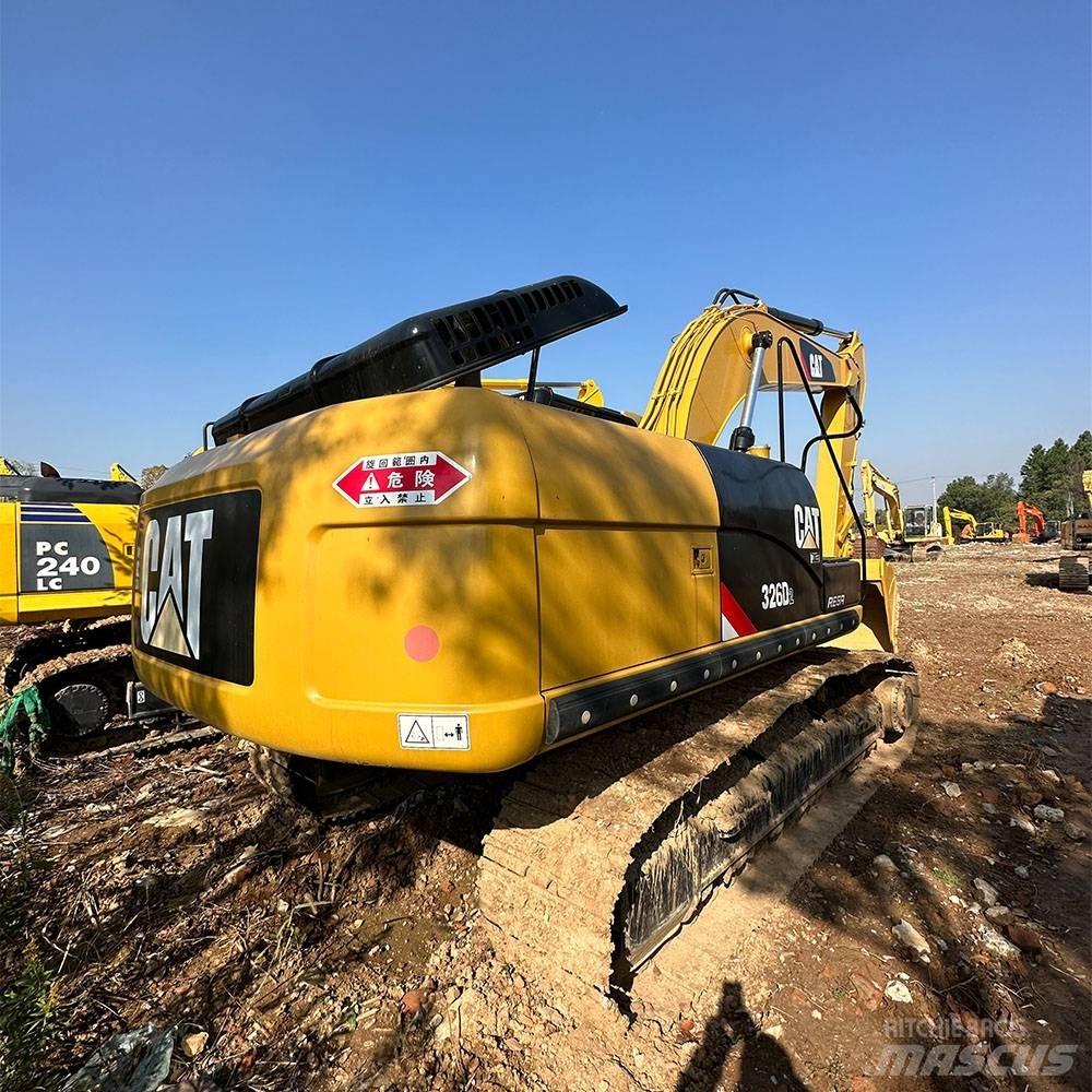 CAT 326D Escavadoras de rastos