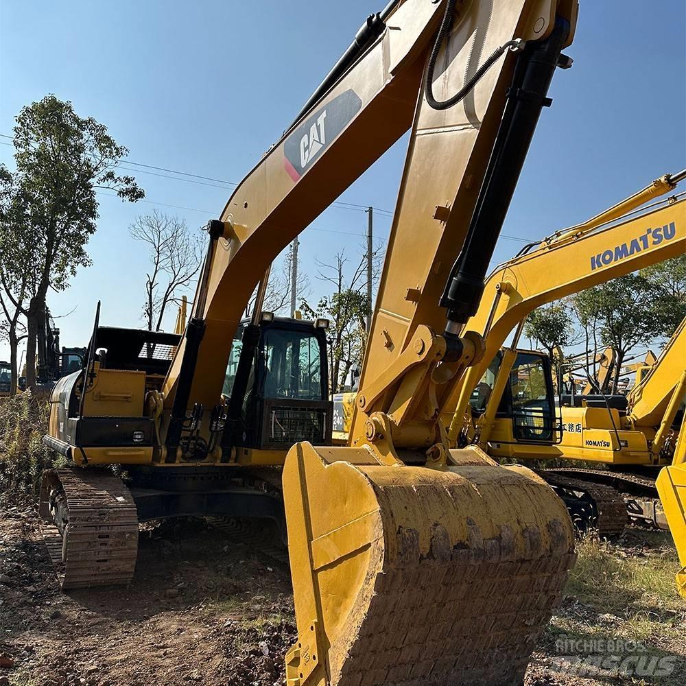 CAT 326D Escavadoras de rastos