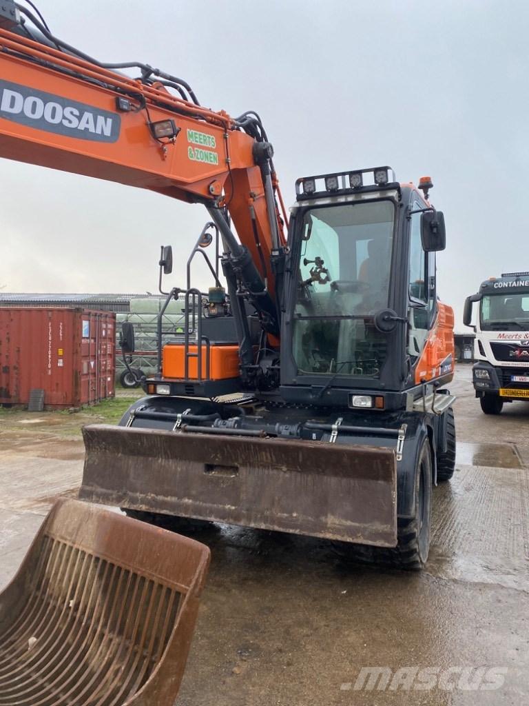 Doosan DX 140 W -5 Gruas Todo terreno