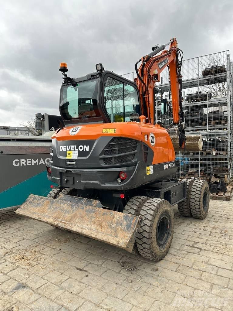 Develon DX 57 W-7 Escavadoras de rodas