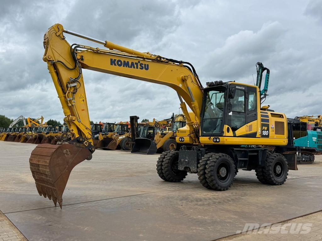 Komatsu PW180-11 Escavadoras de rodas