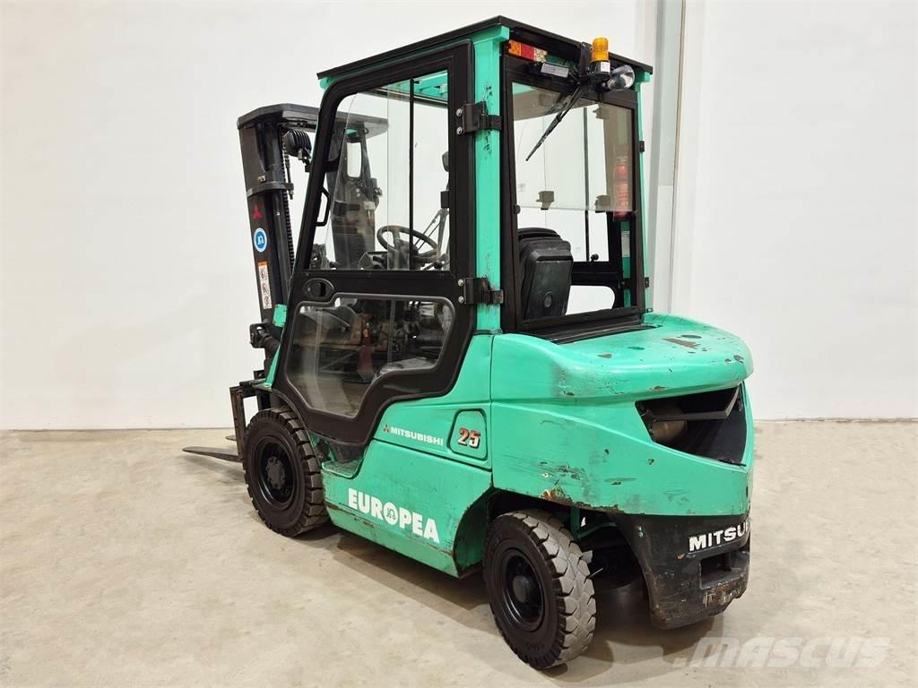 Mitsubishi FD25NT Empilhadores Diesel