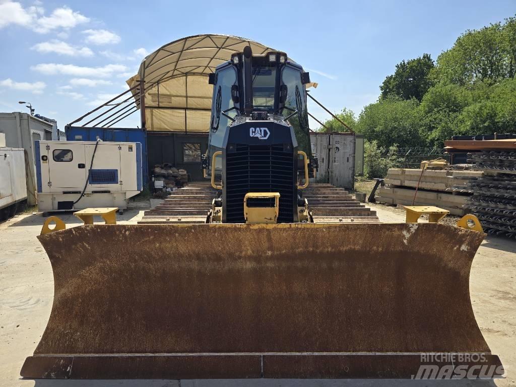 CAT D 3 LGP Dozers - Tratores rastos