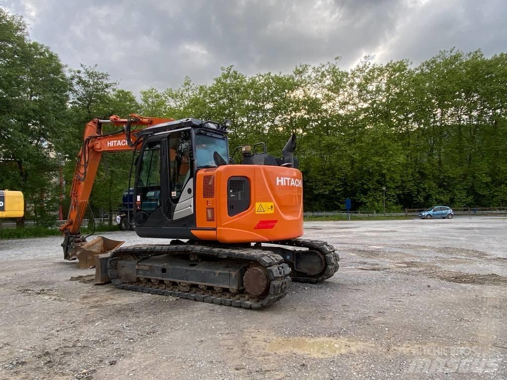 Hitachi ZX 135 US-6 Escavadoras de rastos