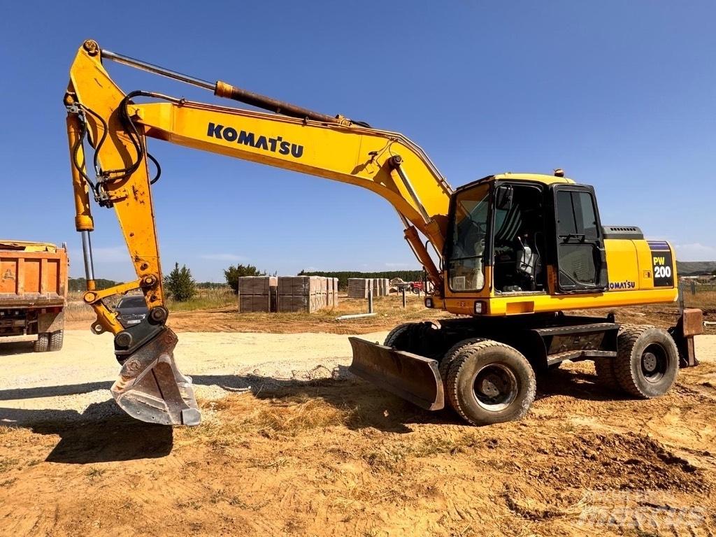 Komatsu PW 200-7K Escavadoras de rodas