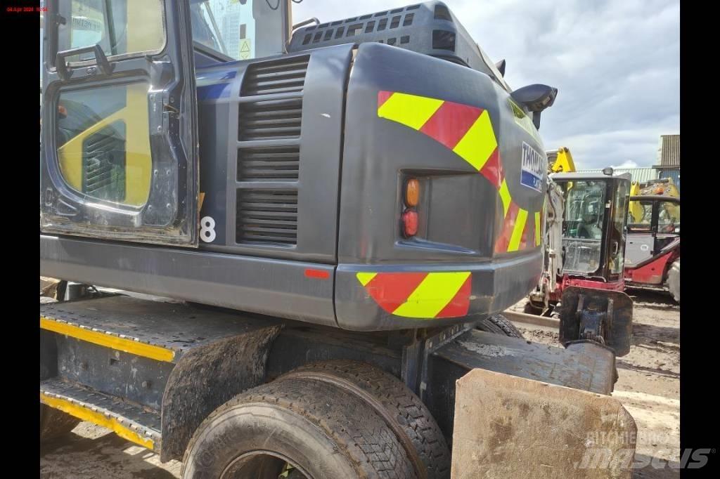 Komatsu PW 148-8 Escavadoras de rodas