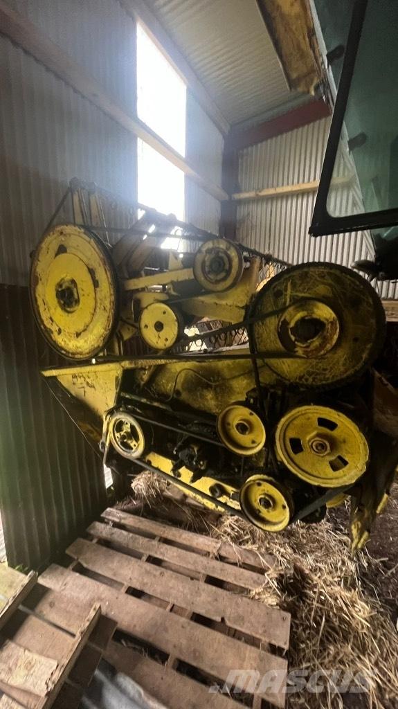 New Holland 8050 Ceifeiras debulhadoras