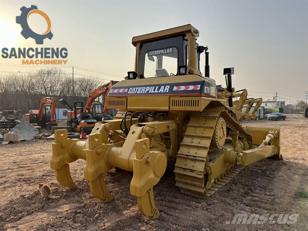 CAT D7R Dozers - Tratores rastos