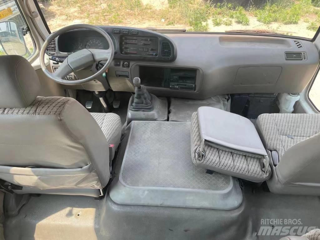 Toyota Coaster Autocarros intercidades