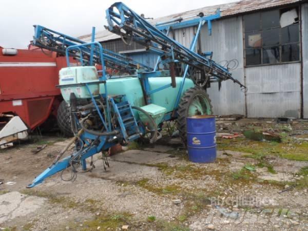 Berthoud Alba 2200 Pulverizadores rebocados