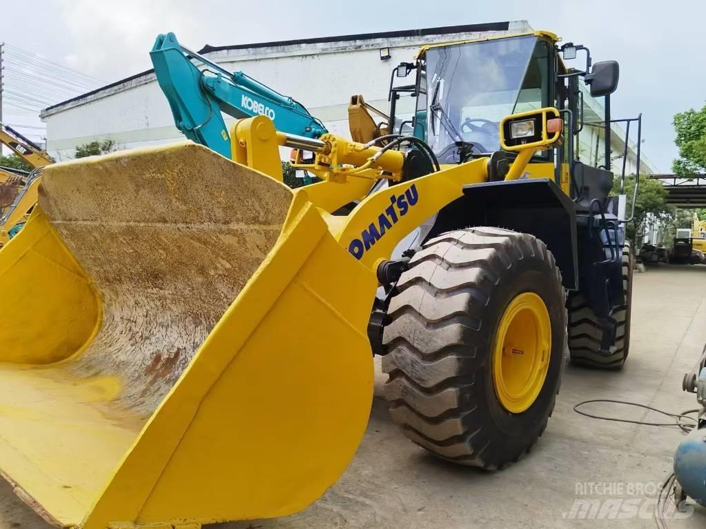 Komatsu WA 380 Pás carregadoras de rodas