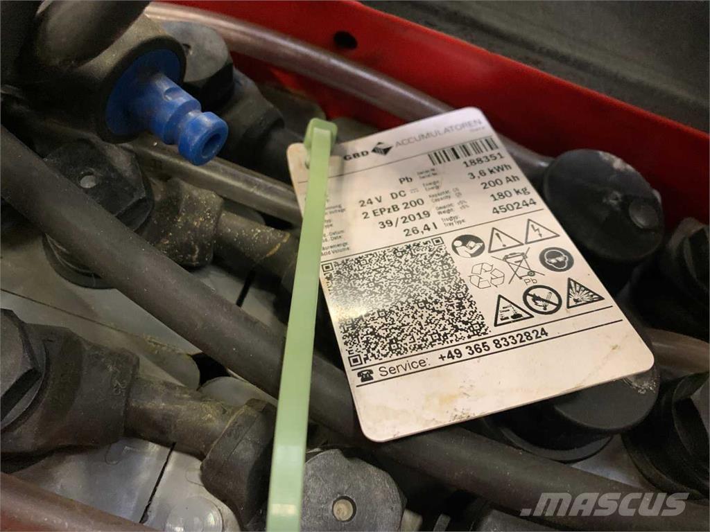 Linde L10B Empilhador para operador externo