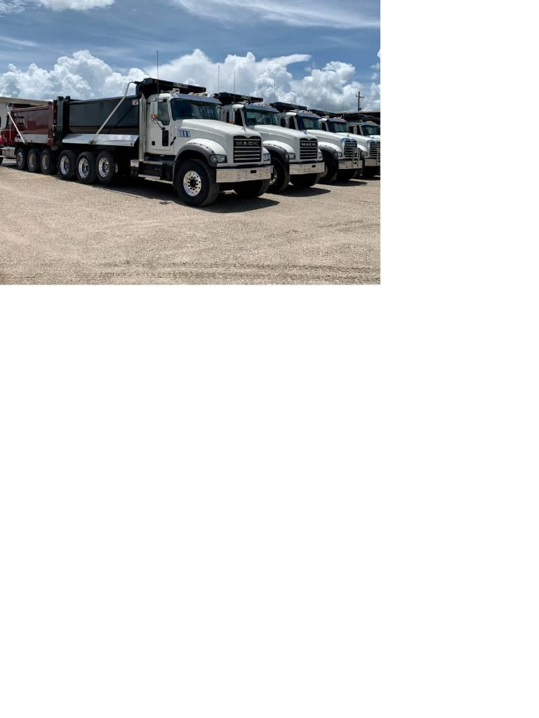 Mack Tri Axle Dump Camiões basculantes