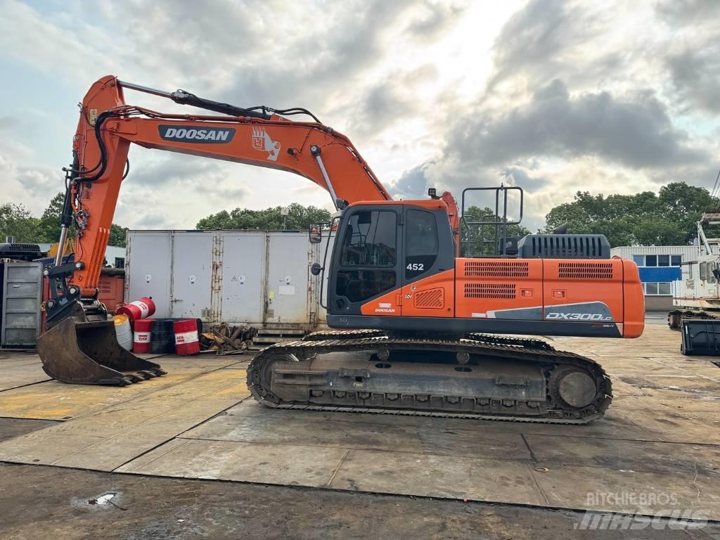 Doosan DX 300 LC-5 Escavadoras de rastos