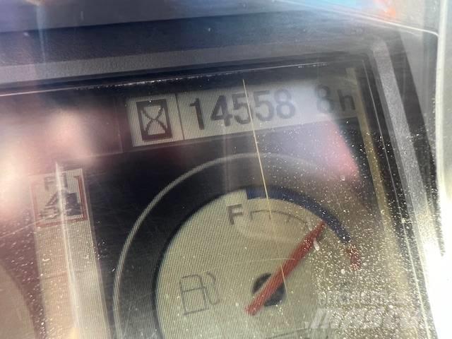 Hitachi ZX 210 LC-3 Escavadoras de rastos