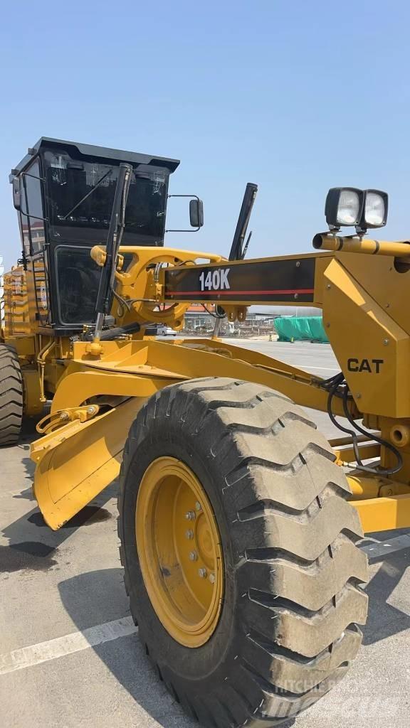 CAT 140 K Motoniveladoras