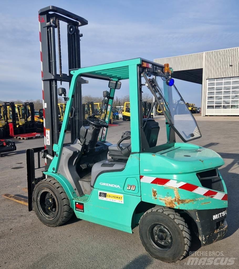 Mitsubishi FD30N Empilhadores Elevadores