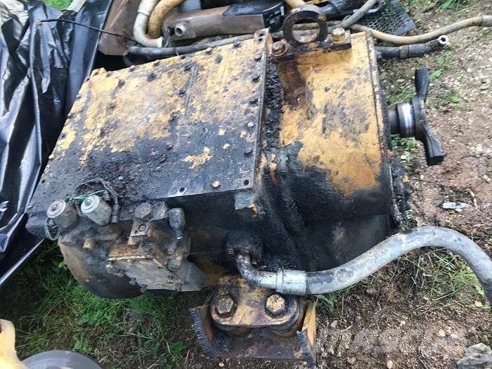 CAT 763 Transmissão