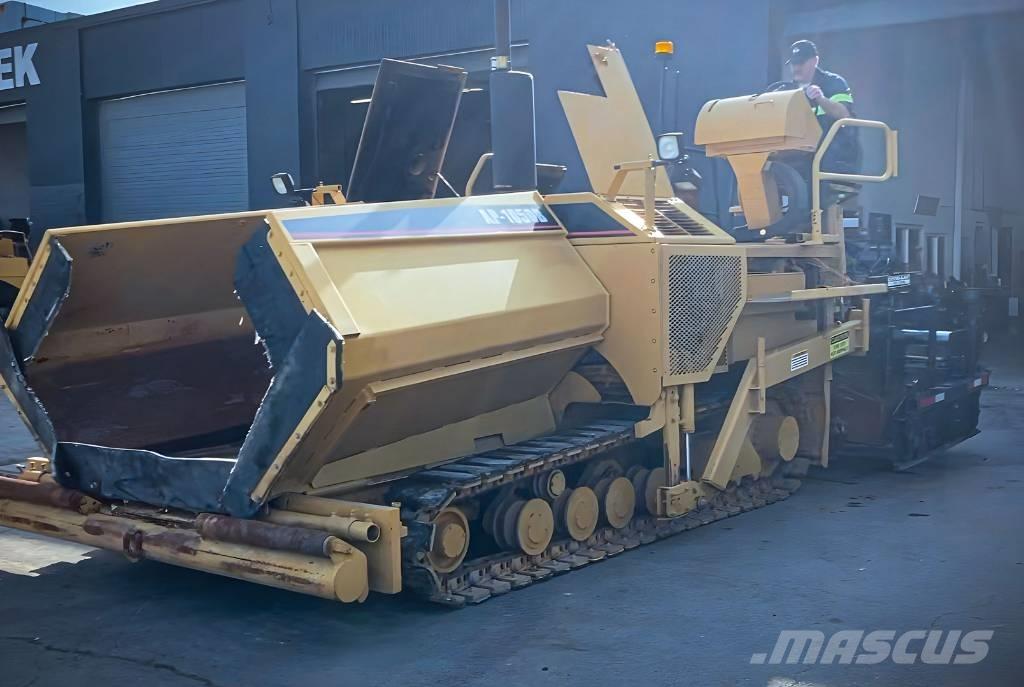 CAT AP 1050 B Pavimentadoras de asfalto
