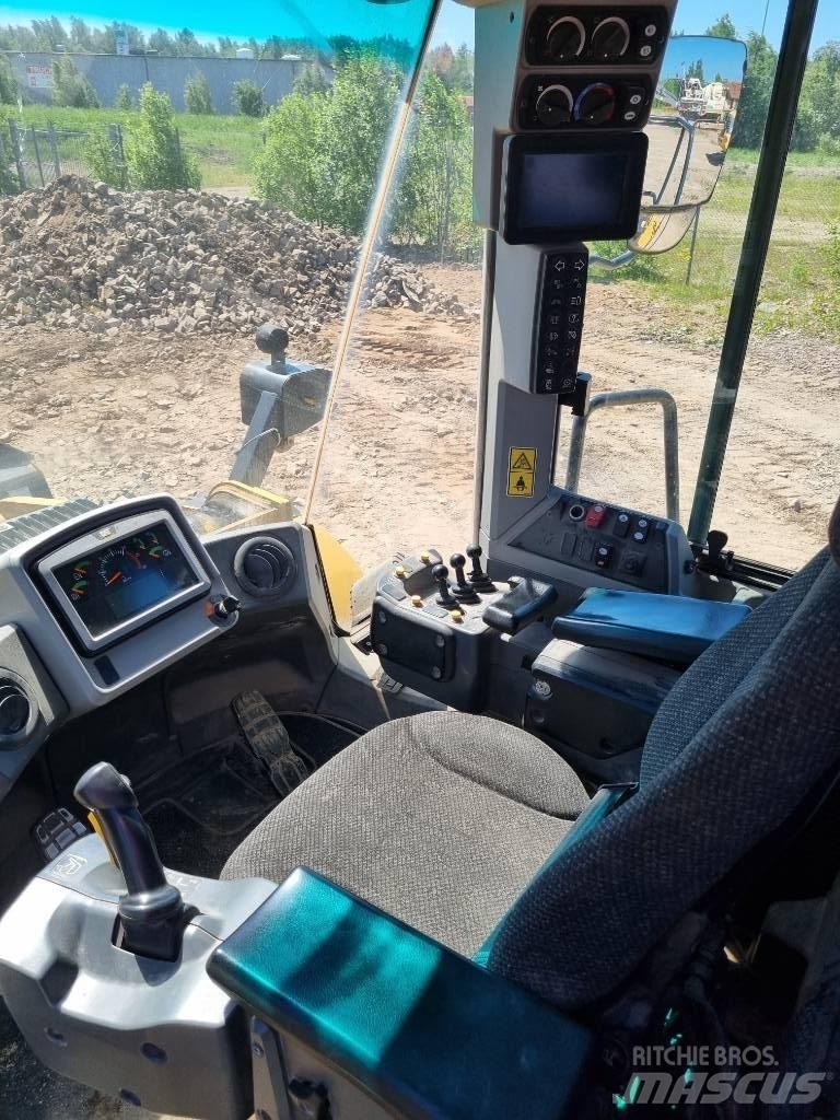 CAT 966 M Pás carregadoras de rodas