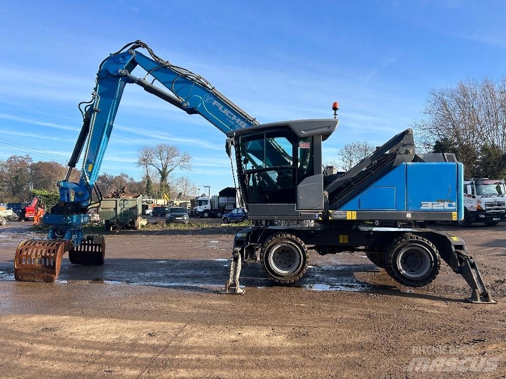 Fuchs MHL 320 T4F Manipuladores de resíduos / indústria