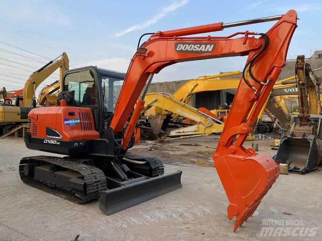 Doosan DX60 Escavadoras de rastos