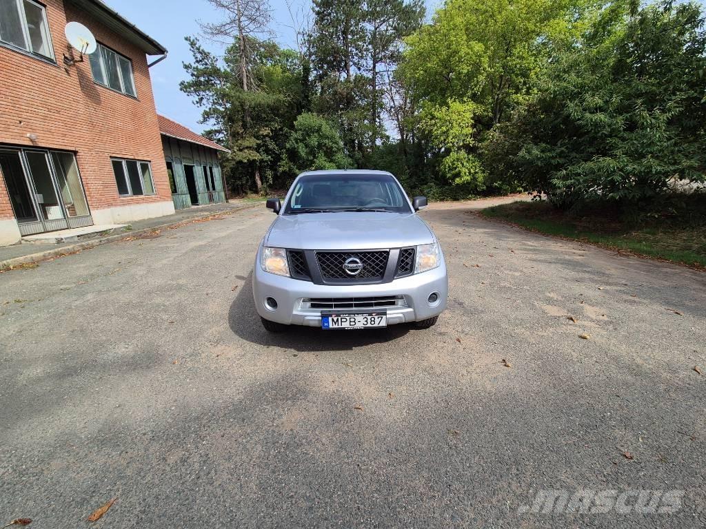 Nissan Navara Pick up de caixa aberta