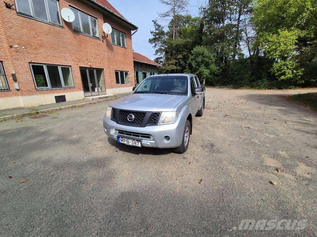 Nissan Navara Pick up de caixa aberta