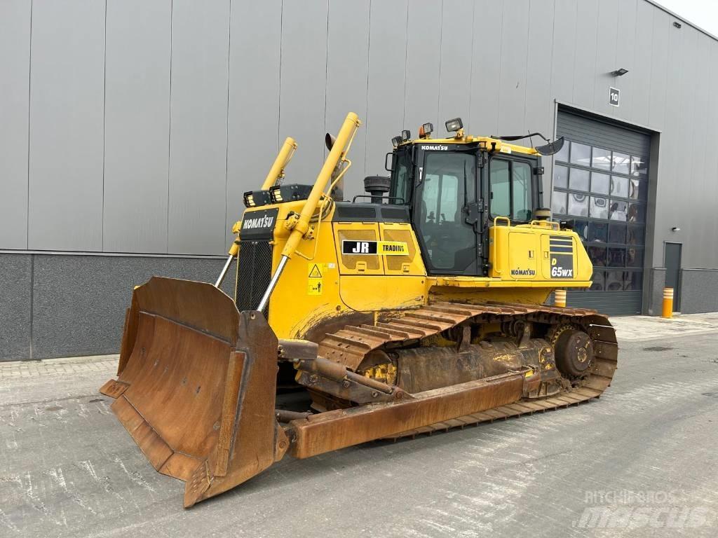 Komatsu D 65 WX-18 Dozers - Tratores rastos