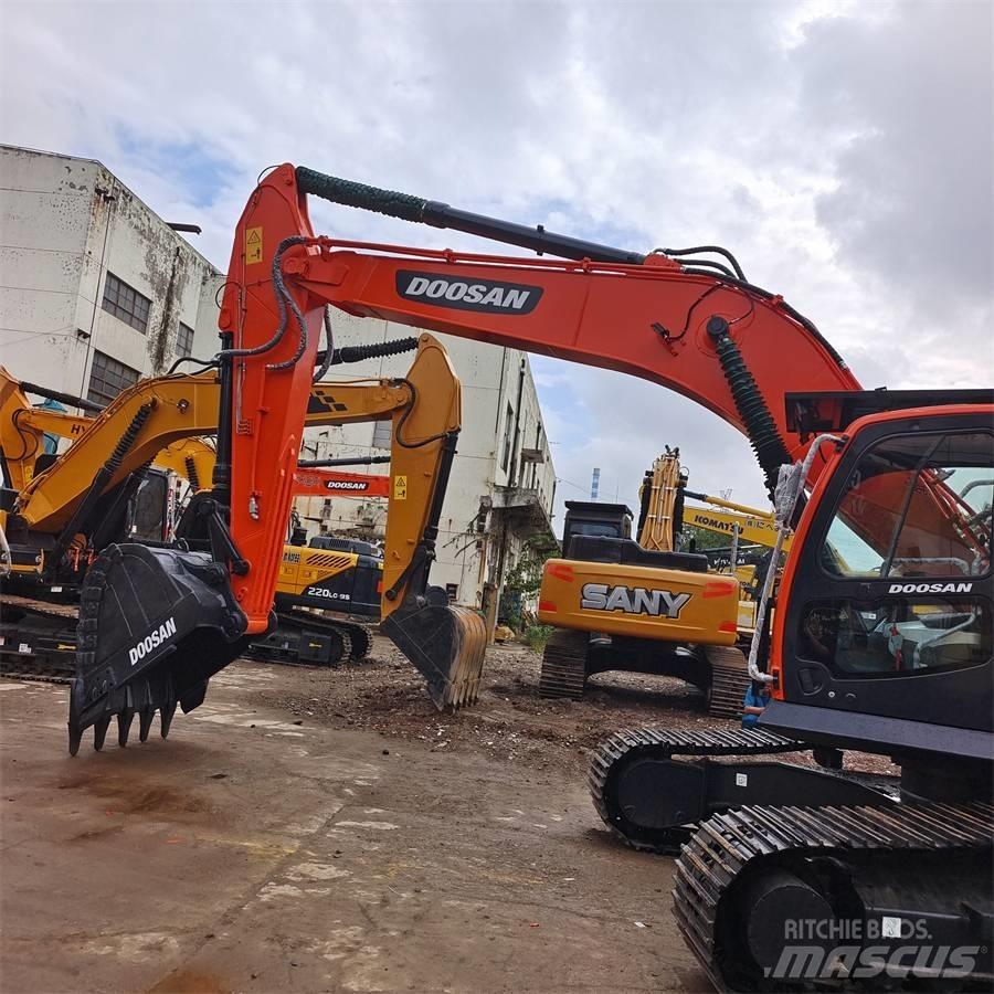 Doosan DX300 Escavadoras de rastos