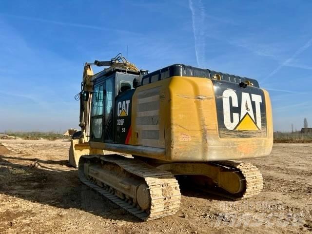 CAT 326 F L Escavadoras de rastos