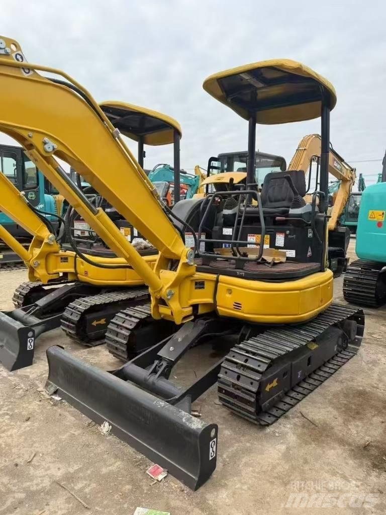 Komatsu 30 Escavadoras de rastos
