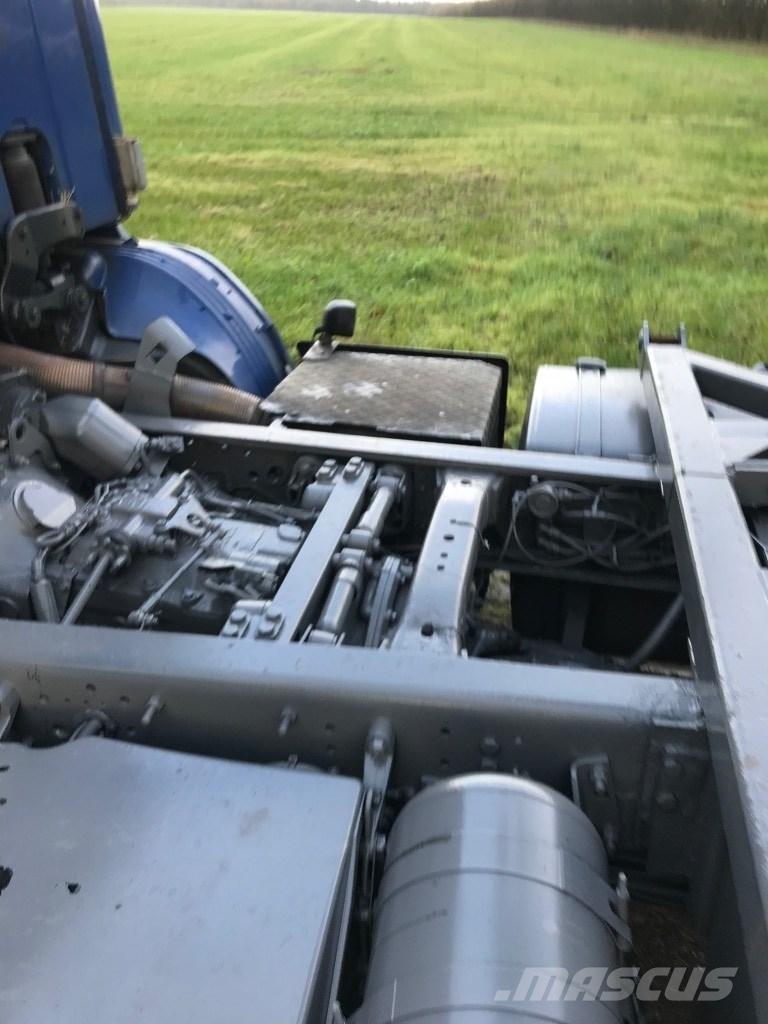 Scania g 124 400 Camiões caixa desmontável com elevador de cabo