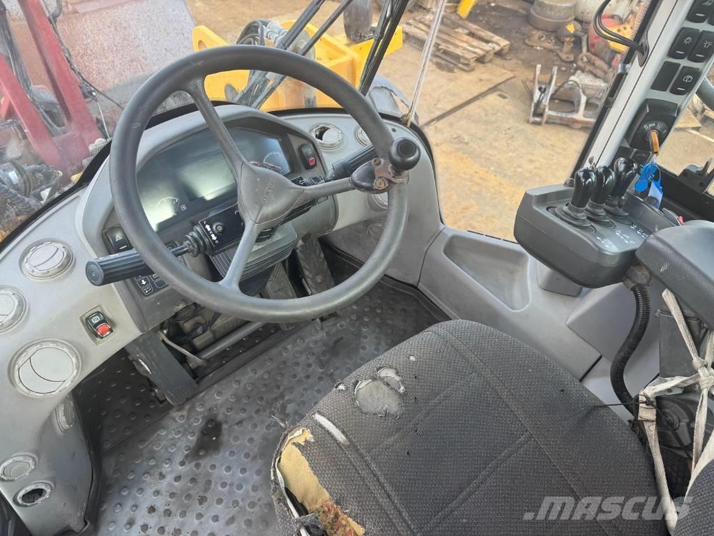 Volvo L 120 G Pás carregadoras de rodas