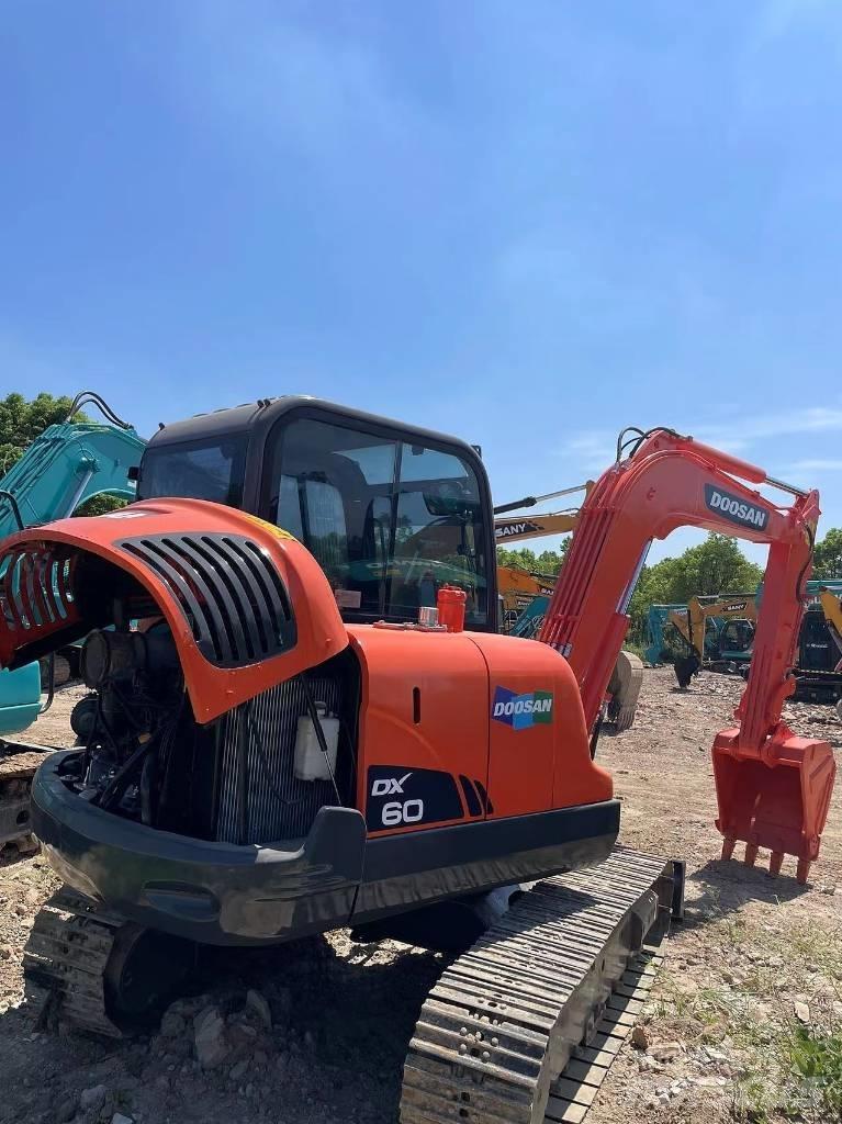 Doosan DX60 Escavadoras de rastos