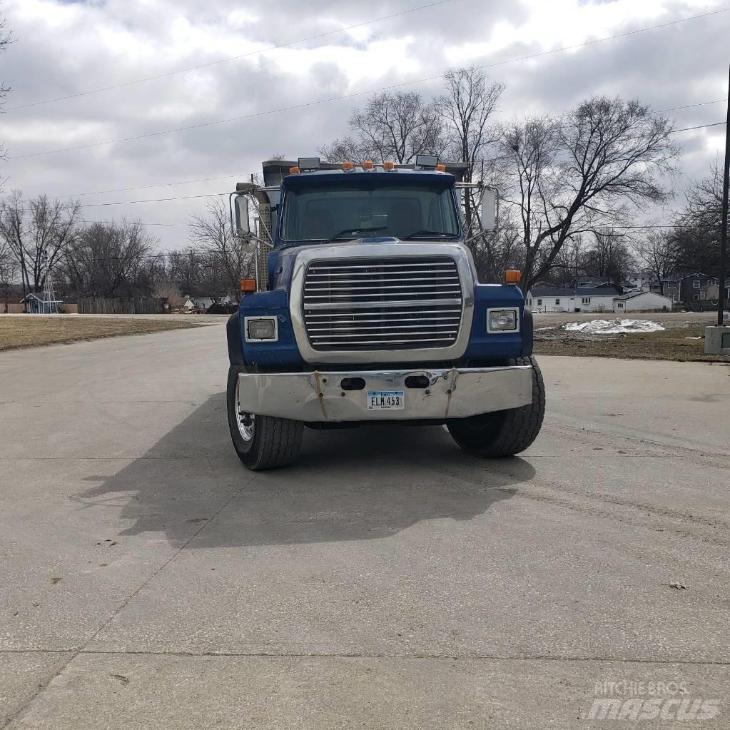 Ford L 9000 Camiões basculantes