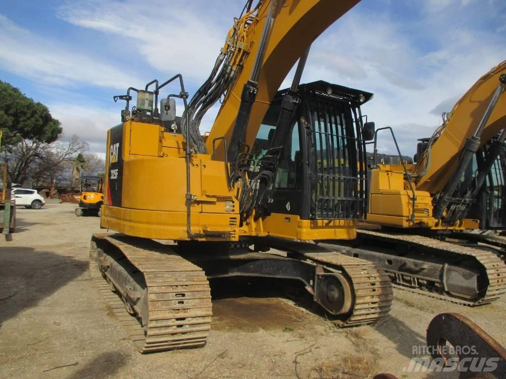 CAT 325 F LCR Escavadoras de rastos