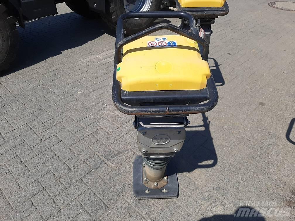 Wacker Neuson AS60e Saltitões
