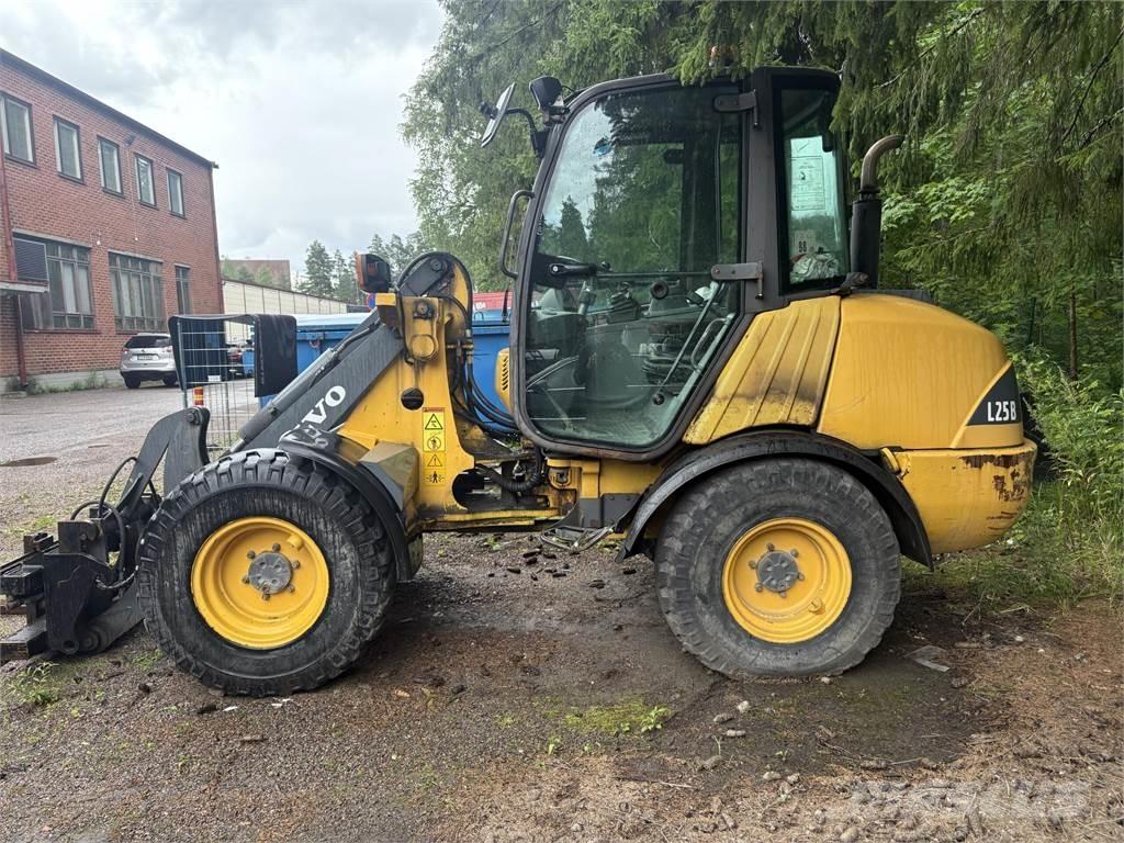 Volvo L 25 B Pás carregadoras de rodas