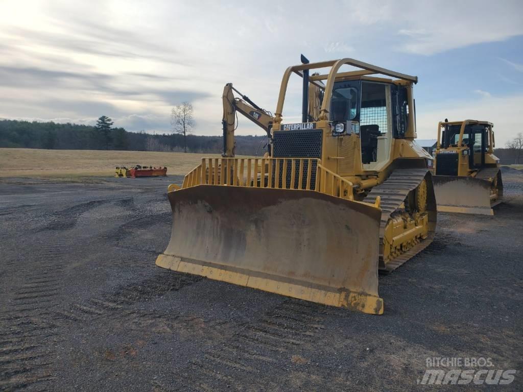 CAT D 6 M XL Dozers - Tratores rastos
