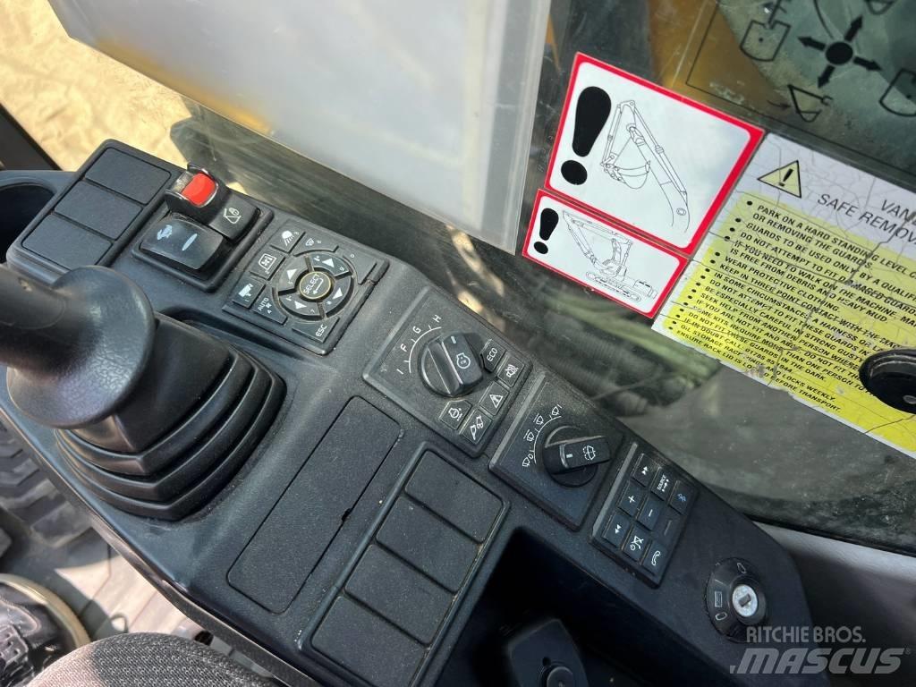 Volvo EC 220 DL Escavadoras de rastos