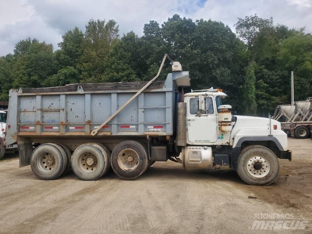 Mack RD688s Camiões basculantes