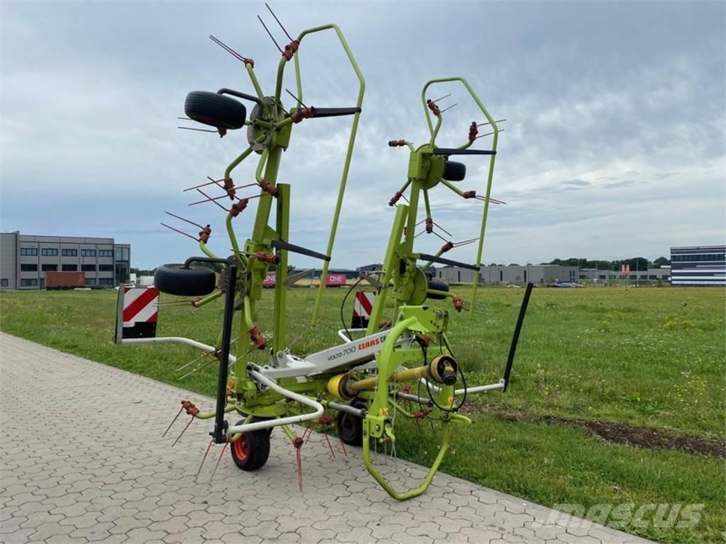 CLAAS VOLTO 700 Ancinho virador