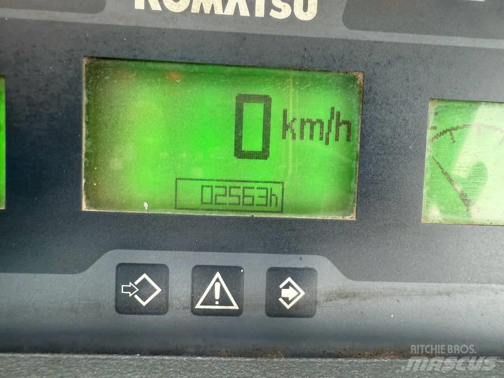 Komatsu WA 100 M-7 Pás carregadoras de rodas