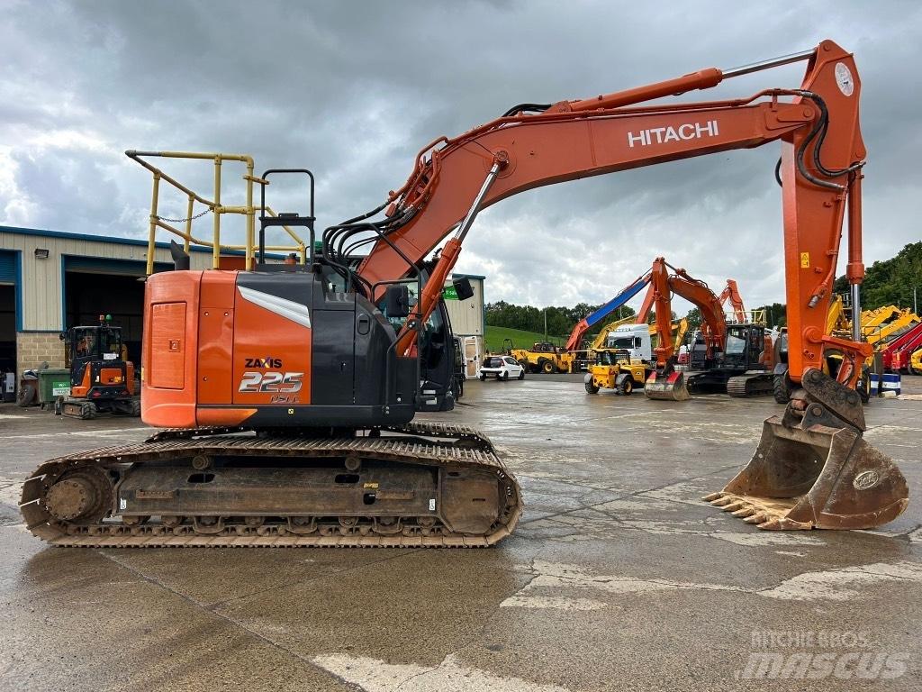 Hitachi ZX225 USLC-7 Escavadoras de rastos