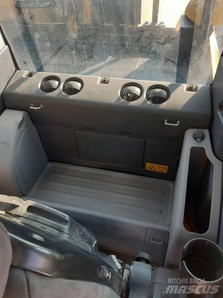 Komatsu PW180-11 Escavadoras de rodas