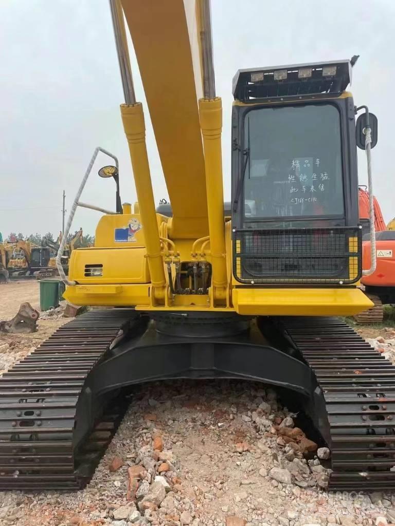 Komatsu PC200-8 Escavadoras de rastos